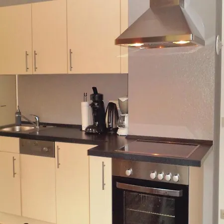 Three-bedroom Sonnenhang 05 شقة