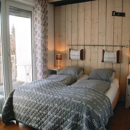 شقة Three-bedroom Sonnenhang 05 ميدهباخ